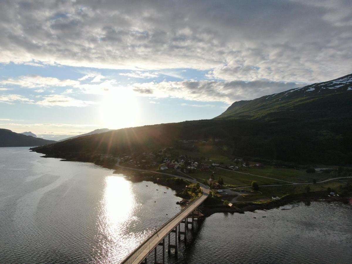 Arctic Inn Gratangen Dış mekan fotoğraf